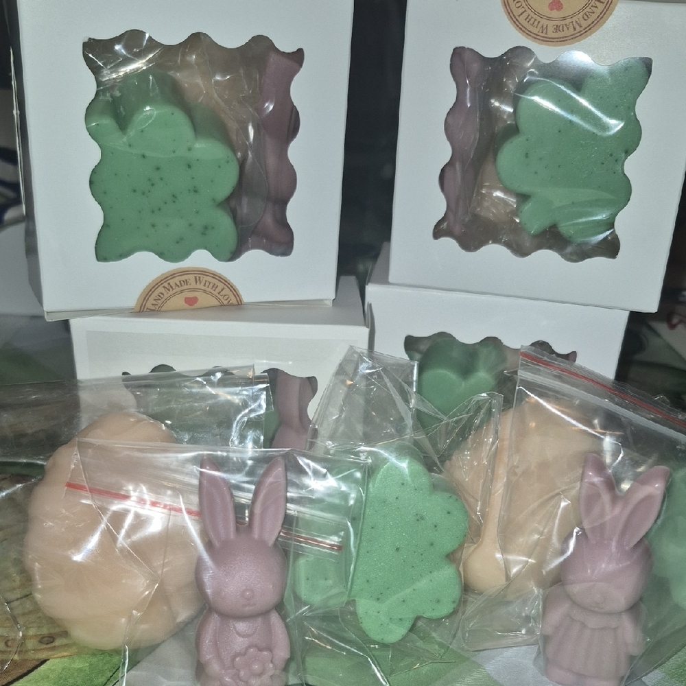 Soaps Of The Season -Handcrafted-3 Piece Set